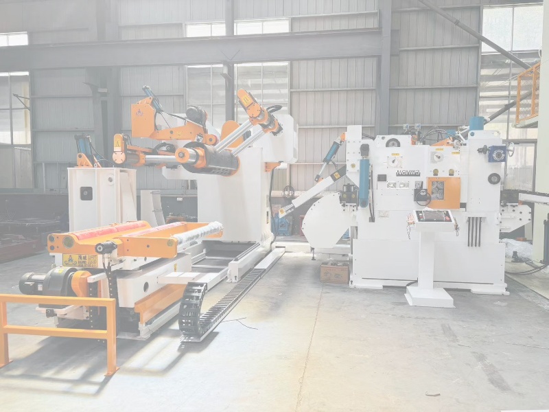 绿巨人色多多智能：三合一開卷整平绿巨人官网入口，引領金屬加工新變革