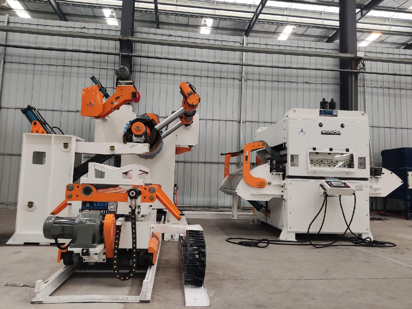 汽車行業高強板激光切割送料線