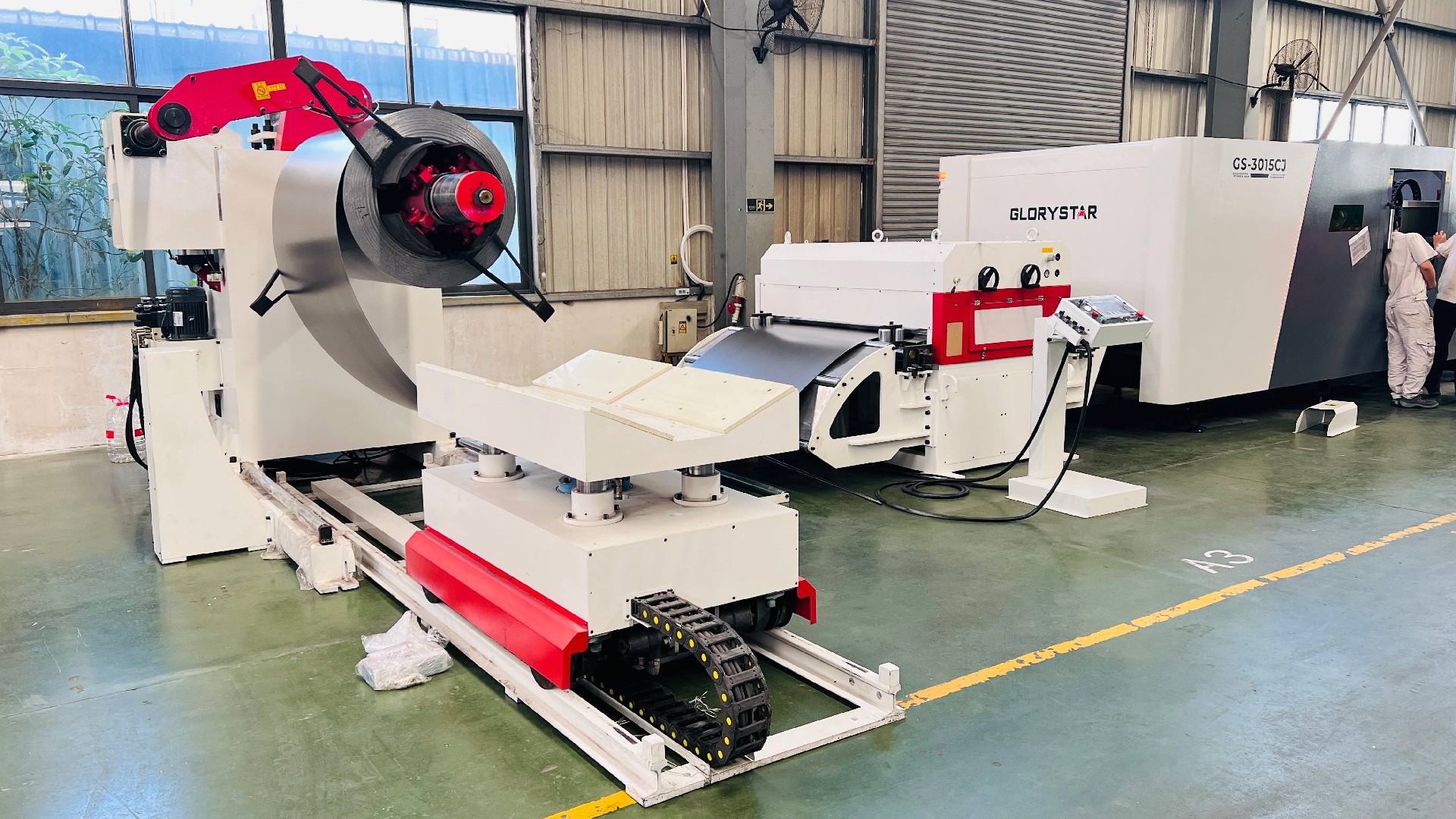 家電行業激光切割送料線