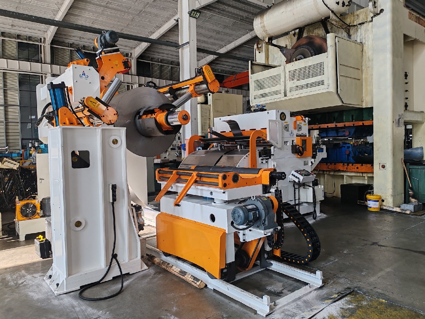 汽車行業6.0mm衝壓三合一開卷整平機